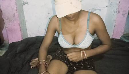 Romantic love sex video with desi bhabhi indian girl hot video