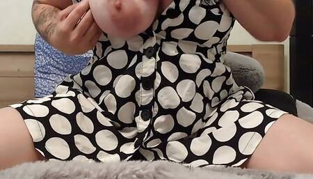 Vends-ta-culotte - Naughty amateur woman sends a very hot video to her husband while he is at work