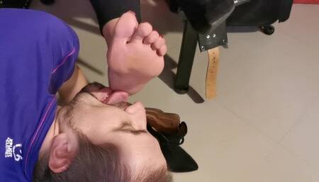 Goddess Luna stinky and sweaty feet licking and worshipping
