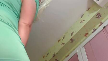 Standing squirting and pussy spread for Mike