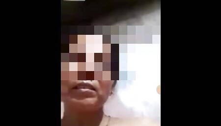 Desi Hot sexy village Happynm Bhabhi Putting Belan In her asshole hard chudai kiya apne boyfriend ke sath video calling