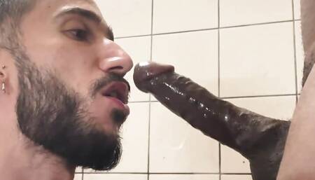 CITEBEUR.com - Deepthroat on the stairs of the city