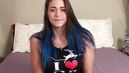 Desperate Amateurs Casting teen Kiki Loni Kaye getting their tight pussies stretched out