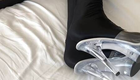 Clear Mules and Spandex Pantyhose Masturbation