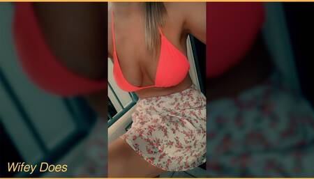 Wifey flashes her perfect shaved pussy outdoors on the balcony