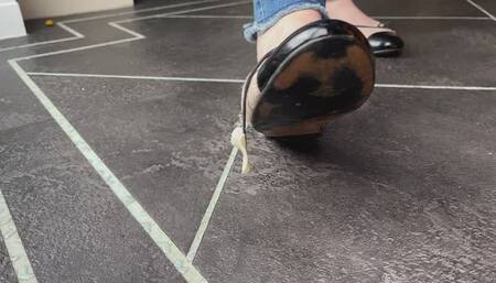 Stepping in spit and gum in my dirty leather Dolly toe jammed smelly flats