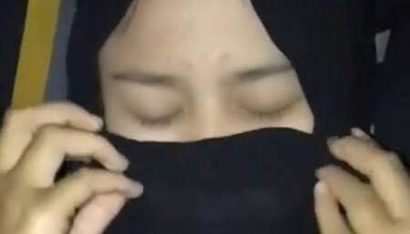 Hijab Muslim Girl