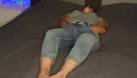 Satisfyer and fingering Multible orgasm I get it alone after work. Time for me and you masturbation