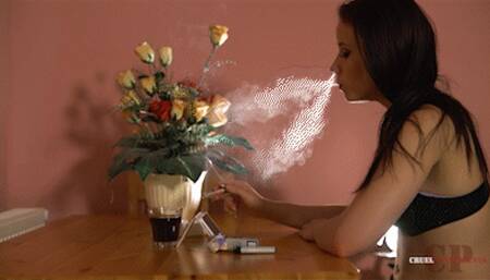 Coffe and cigarette II 4K MP4