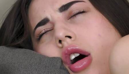 Solo brunette Regina Rich masturbates alone on the couch in 4K.