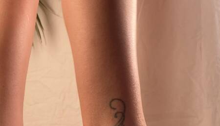 A Shoejob in Running Shoes - Tramplegirl crushes cock and gives a shoejob in well worn Brooks Sneakers - spiiting - multiedit - HD quality