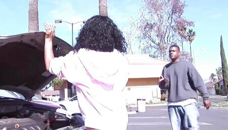 Ebony hottie hitting it from behind