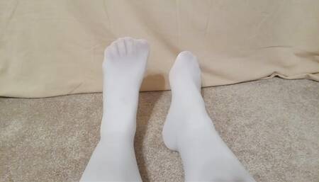 My small feet in tights