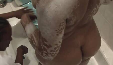 Amateur ebony bbw fucking his stiff cock