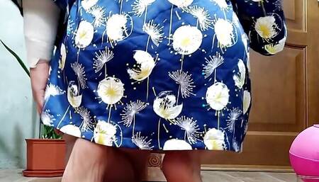 Fat mother-in-law prepares her gorgeous ass for anal