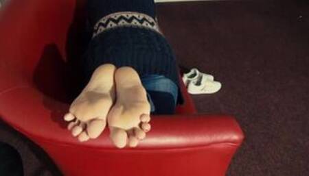 A female colleague let me make a mess on her gorgeous soles (full video)