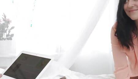 Jessica Takes a Jamming