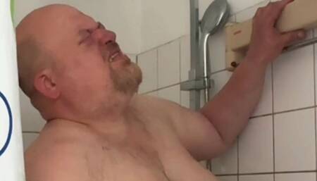 Alone in the Shower Frankfurt