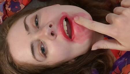 LIPSTICK SMEARING | Cassie