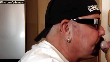 Greedy amateur gloryhole DILF sucks cock in homemade closeup