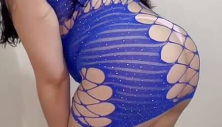 YOUNG MEXICAN MILF TAKES OFF ALL HER CLOTHES AND THONG YOU CAN SEE ALL OVER HER ANUS HER VAGINA AND HER HUGE ASS MILF SECRETARIA LATINA CULONA HOT