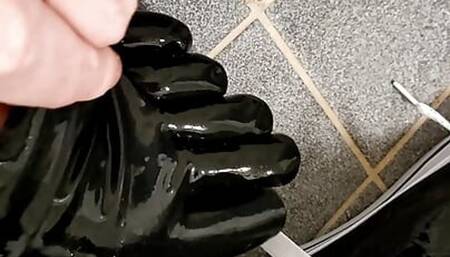 Undressing latex converse sneakers, latex stockings and latex toe socks - So sweaty!