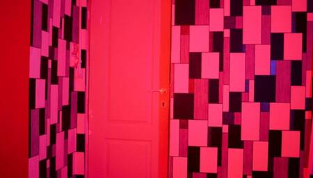 The maid cleans a dungeon