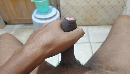 My big cumshot on bathroom on midnight