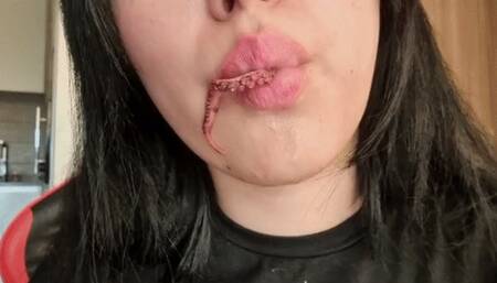 Eating Tentacles and Sea Food VORE