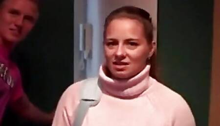Curvy MILF Likes to Fuck with Strangers