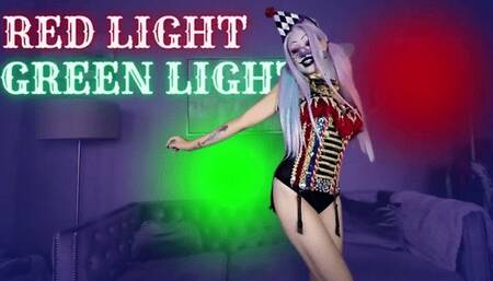 Red Light Green Light With Kitzi Klown
