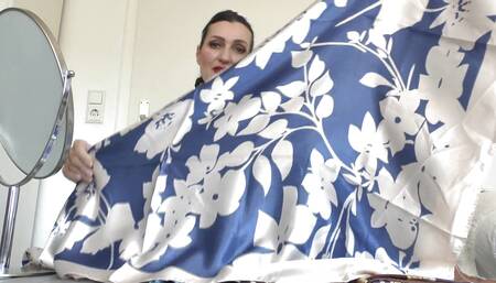 5 New Satin Headscarves for a Casual Outfit