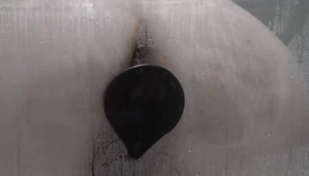 Dirty Willow Kelly Gets Even Dirtier In The Shower And Throws It Back Onto The Glass