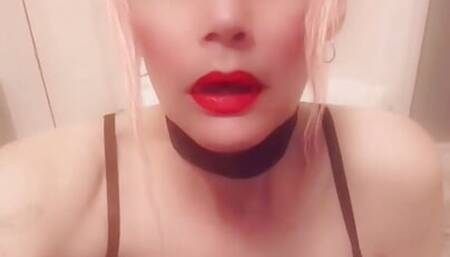 Vanessa kisses