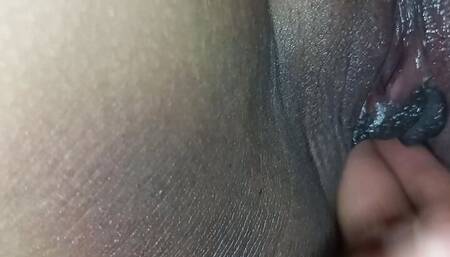 Desi big ass girl wants to massage and fingering