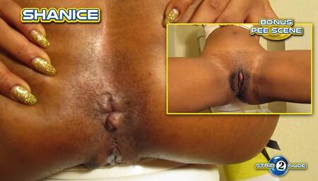 Shanice Needs to Pee and Shows Off Her Butthole