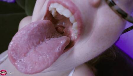 Upclose Voring With Giantess Softest Zee - HD MP4 1080p Format