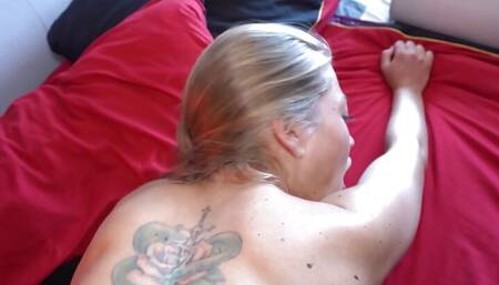 A Hot Thanks: Blonde's Grateful Fuck After Luggage Help