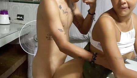 While I was organizing the house, my boss warms me up and ends up fucking me until he makes me come