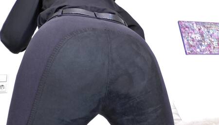 Pamper My Riding Pants Ass and Masturbate at the Same Time