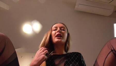 Glamour Girls Spitting 129