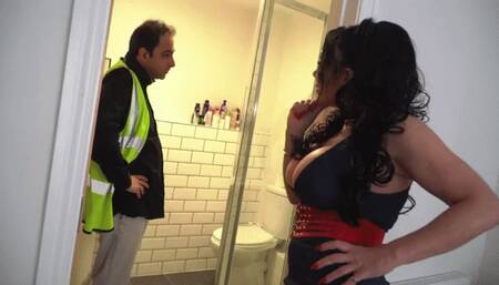 Hot Milf Negotiates discount with Plumber