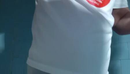 I poured 10 liters of water into myself and my belly button came out