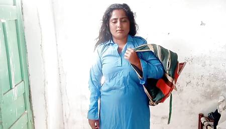 Ufff Aram Se Pharyga Kya Meri Gand Beautiful Indian Girl Sex with Muslim Boy