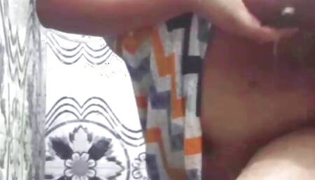 Sister-in-law's fun, sister-in-law showed everything while bathing