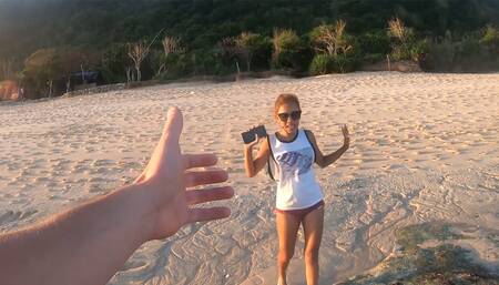 Big ass Thai amateur girlfriend horny sex after being on a beach