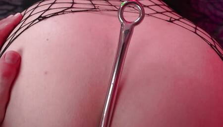 Chubby slut gets gets fucked in doggystyle