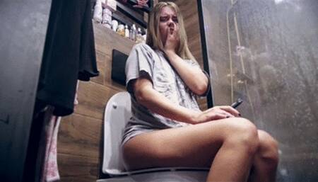 In my boyfriend's toilet SHAME mp4 FULL HD