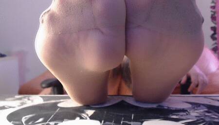 Nylon Feet Teasing