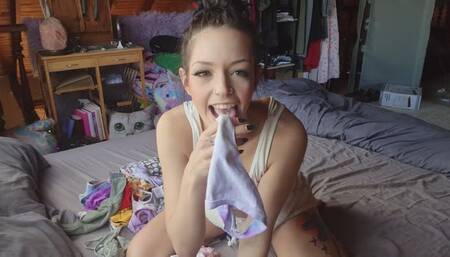 HORNY girls STUFFS HER PANTIES instead of putting them away